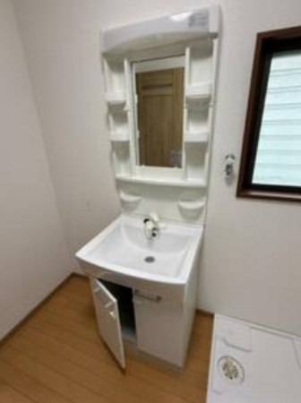 三豊市高瀬町上高瀬、中古一戸建ての洗面画像です