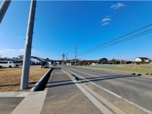 観音寺市大野原町大野原、土地の前面道路を含む現地写真画像です