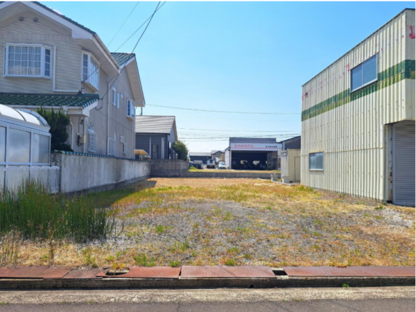 観音寺市植田町、土地の外観画像です