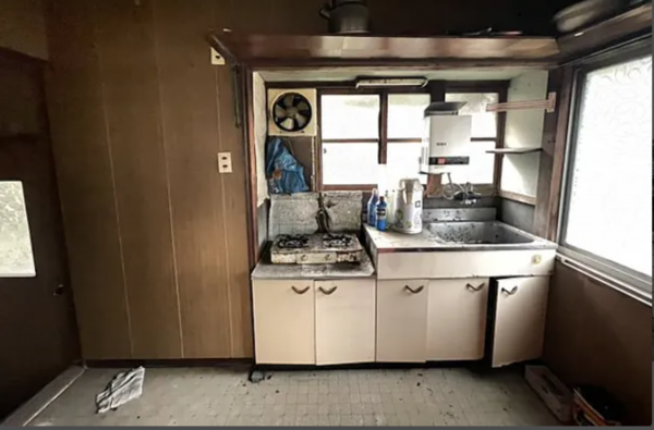 三豊市詫間町大浜、中古一戸建てのキッチン画像です