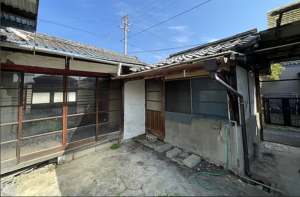 三豊市仁尾町仁尾丁、中古一戸建ての外観画像です