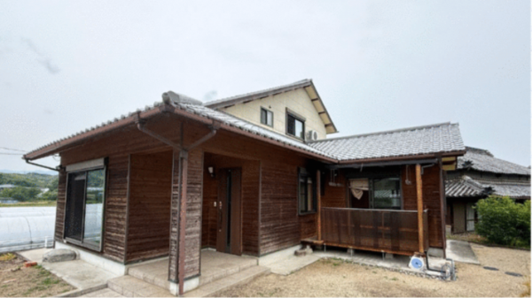 三豊市高瀬町下勝間、中古一戸建ての外観画像です