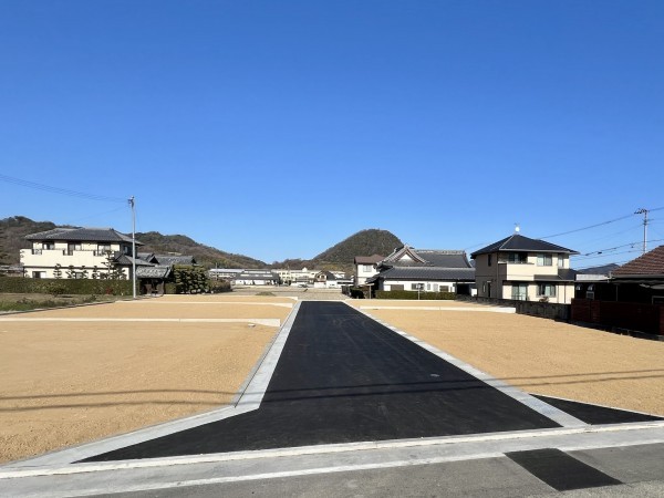 三豊市高瀬町比地、土地の外観画像です