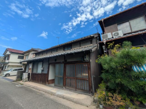 観音寺市港町、中古一戸建ての外観画像です