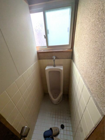 観音寺市港町、中古一戸建てのトイレ画像です