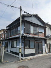 観音寺市西本町、中古一戸建ての外観画像です