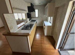 三豊市高瀬町羽方、中古一戸建てのキッチン画像です