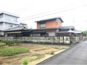 観音寺市柞田町、中古一戸建ての外観画像です