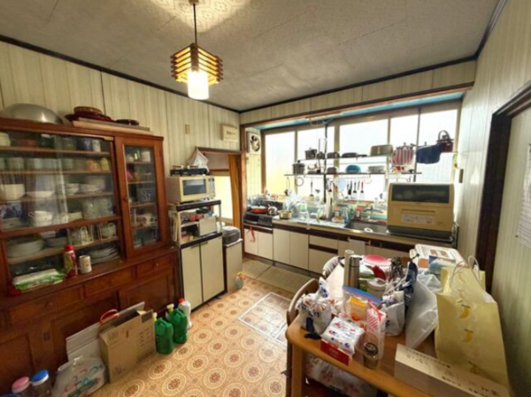 観音寺市八幡町、中古一戸建てのキッチン画像です