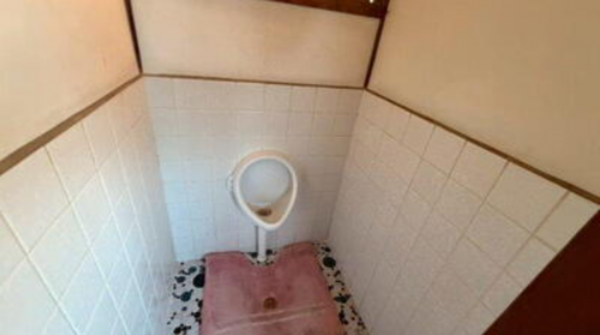 三豊市詫間町詫間、中古一戸建てのトイレ画像です