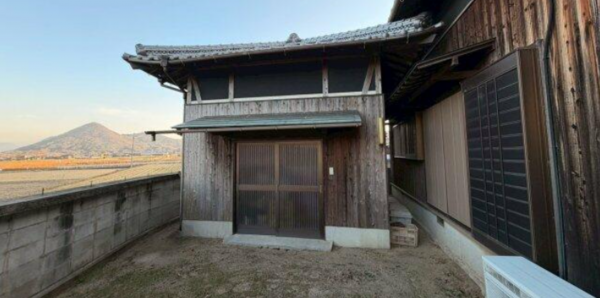 三豊市三野町吉津、中古一戸建ての外観画像です