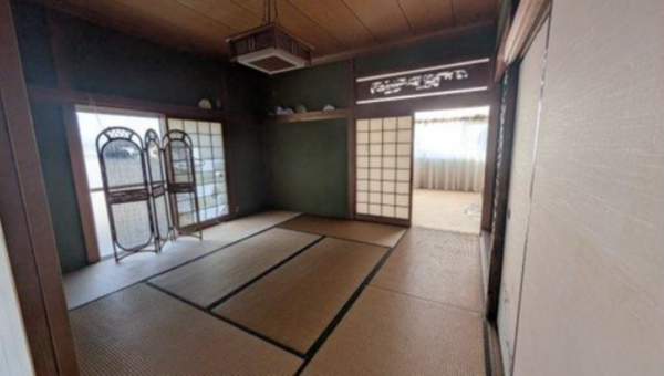 三豊市高瀬町比地、中古一戸建ての内装画像です