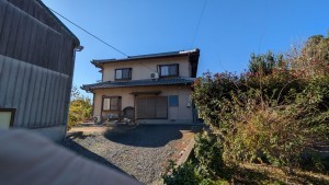 三豊市高瀬町上麻、中古一戸建ての外観画像です