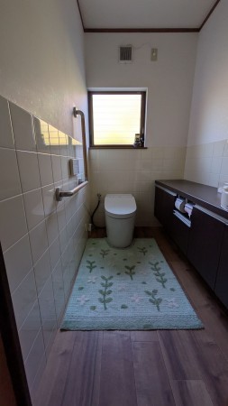 三豊市高瀬町上麻、中古一戸建てのトイレ画像です