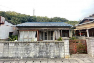 三豊市詫間町大浜、中古一戸建ての外観画像です