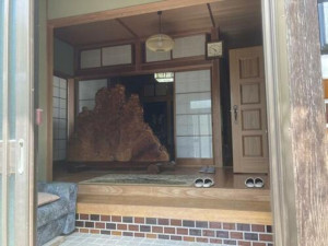 観音寺市大野原町井関、中古一戸建ての玄関画像です