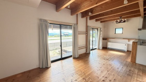 三豊市豊中町笠田笠岡、中古一戸建ての居間画像です