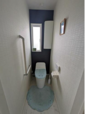 観音寺市坂本町、中古一戸建てのトイレ画像です