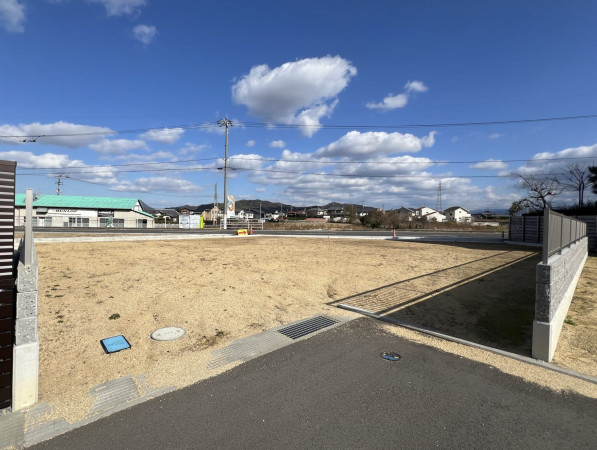 三豊市豊中町本山甲、土地の画像です