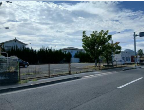 三豊市三野町大見、土地の前面道路を含む現地写真画像です