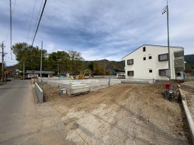 新築戸建て 松本市里山辺 4LDK