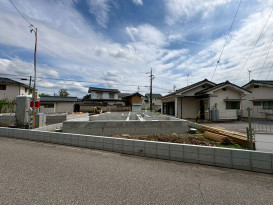 新築戸建て 塩尻市広丘吉田 4LDK