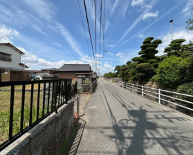 佐賀市大和町、土地の前面道路を含む現地写真画像です