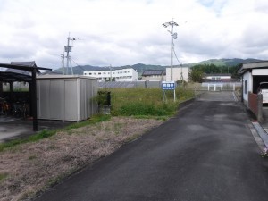 佐賀市金立町、土地の前面道路を含む現地写真画像です