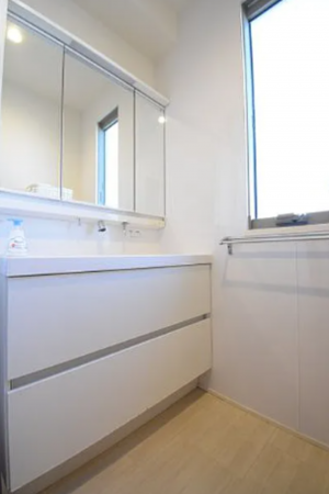 佐賀市高木瀬東、中古一戸建ての洗面画像です