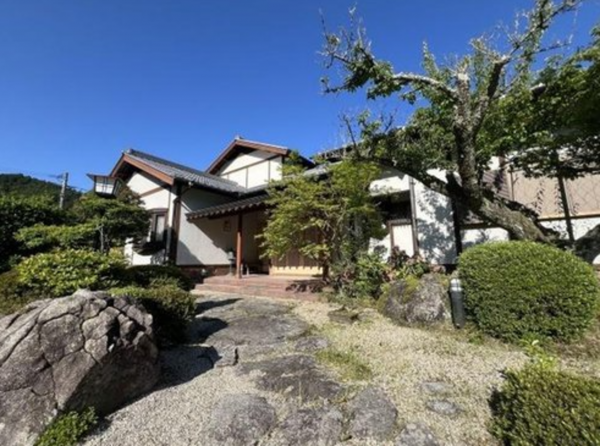 佐賀市富士町、中古一戸建ての外観画像です