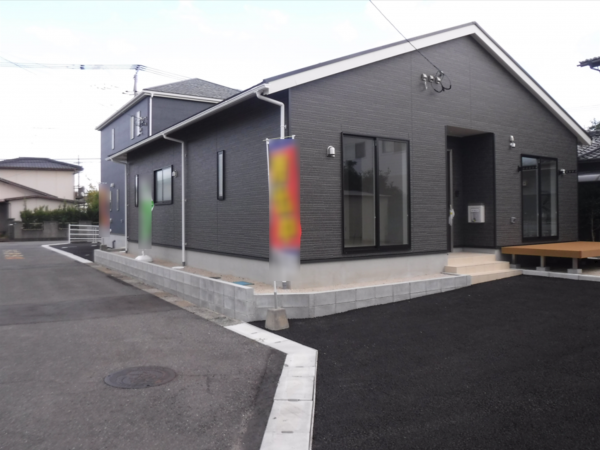 佐賀市開成、新築一戸建ての外観画像です