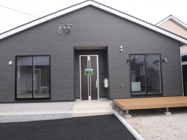 佐賀市開成、新築一戸建ての外観画像です