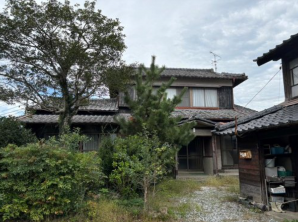 佐賀市金立町、中古一戸建ての外観画像です