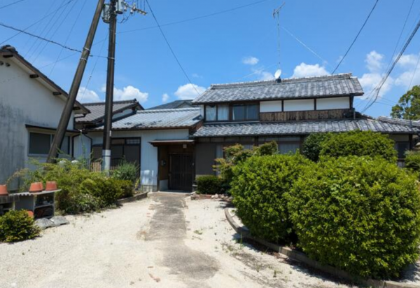 佐賀市大和町、中古一戸建ての外観画像です