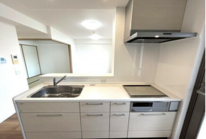 佐賀市兵庫北、中古マンションのキッチン画像です