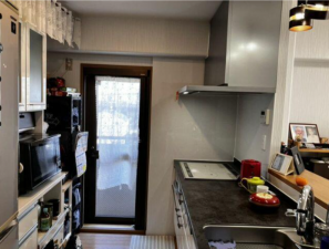 佐賀市神野西、中古マンションのキッチン画像です