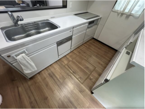 佐賀市金立町、中古一戸建てのキッチン画像です