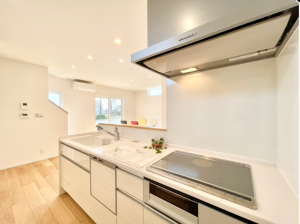 佐賀市大和町、新築一戸建てのキッチン画像です