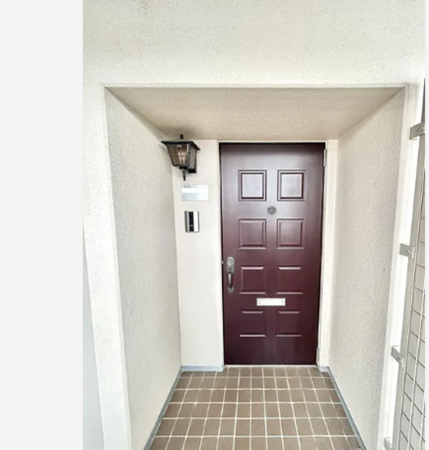 佐賀市神野東、中古マンションの玄関画像です