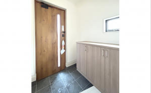 佐賀市高木瀬東、新築一戸建ての玄関画像です