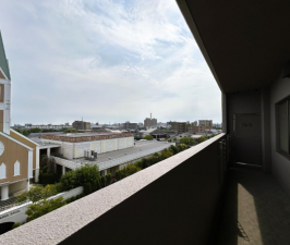 佐賀市兵庫北、中古マンションのバルコニー画像です