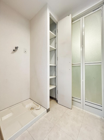 佐賀市兵庫北、中古マンションの収納画像です