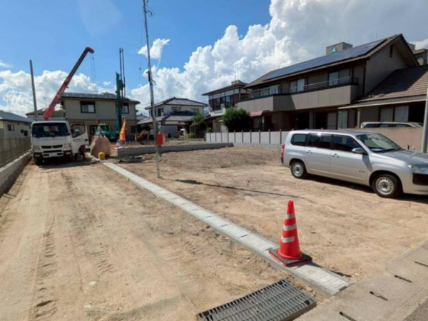 佐賀市神野西、新築一戸建ての外観画像です