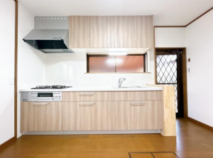 佐賀市大和町、中古一戸建てのキッチン画像です