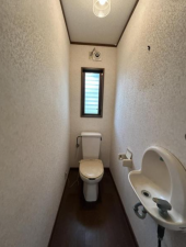 佐賀市大和町、中古一戸建てのトイレ画像です