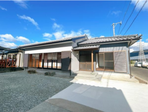 佐賀市大和町、中古一戸建ての外観画像です