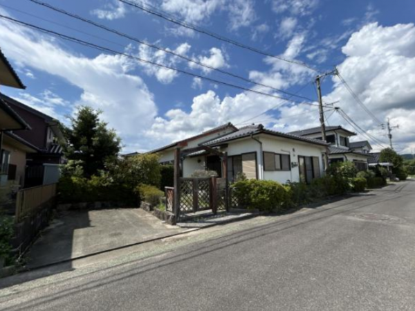 佐賀市大和町、中古一戸建ての外観画像です