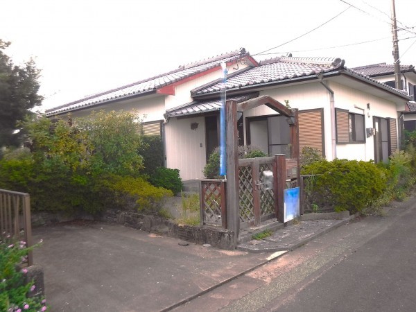 佐賀市大和町、中古一戸建ての外観画像です