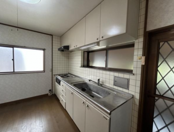 佐賀市大和町、中古一戸建てのキッチン画像です