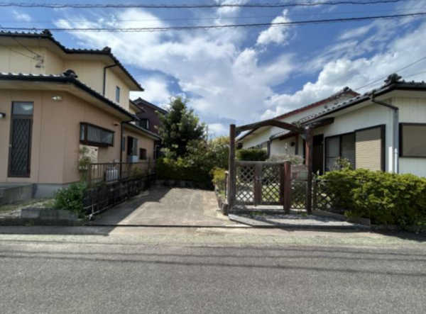 佐賀市大和町、中古一戸建ての外観画像です